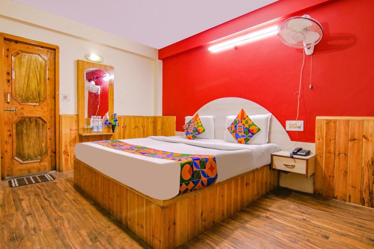 FabHotel Pushpak Manāli Exterior foto