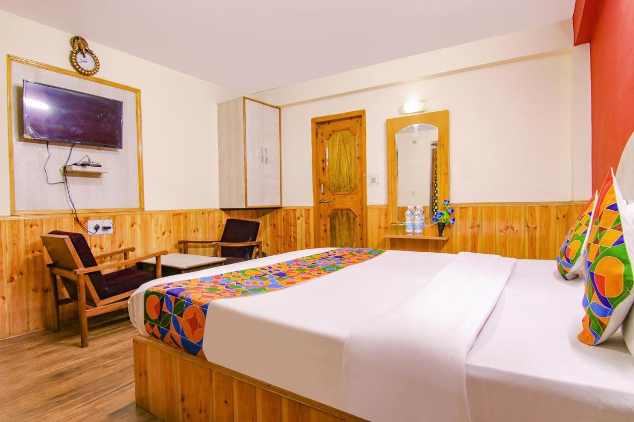 FabHotel Pushpak Manāli Exterior foto
